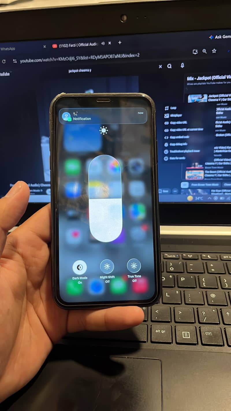 Apple iPhone 11 8