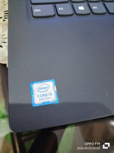 Lenovo v14 IWL , processor i5 8gen , 8gb ddr4 , ssd 128gb