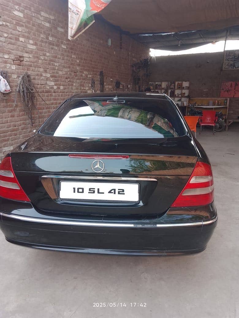 Mercedes E Class 2004 6