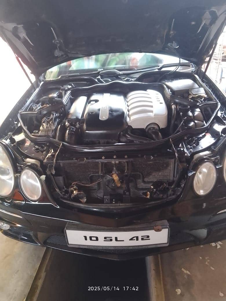 Mercedes E Class 2004 9
