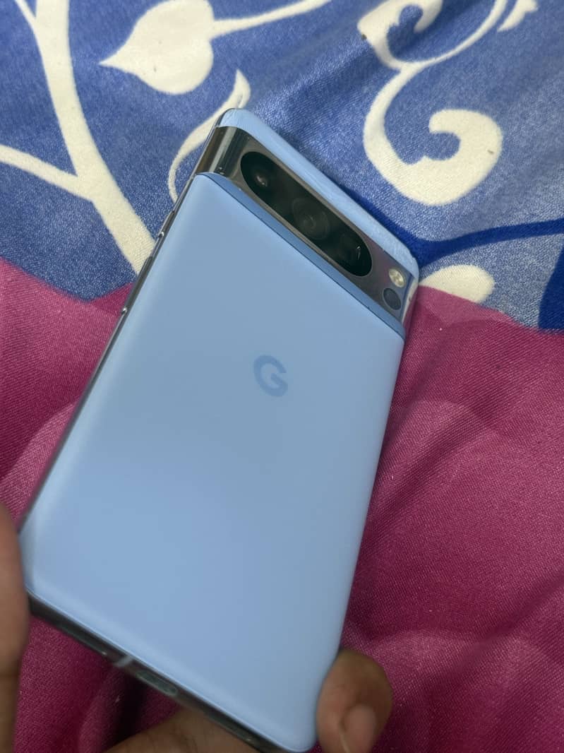 Google Pixel 8 Pro 0