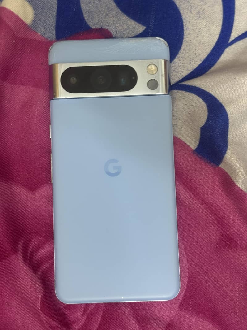 Google Pixel 8 Pro 1