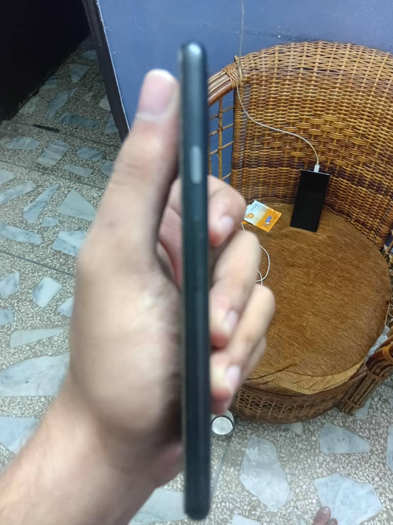 Google Pixel 5 4