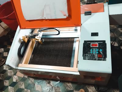 laser cutting and engraving machine