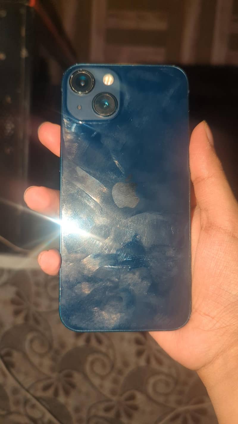 Apple iPhone 13 0