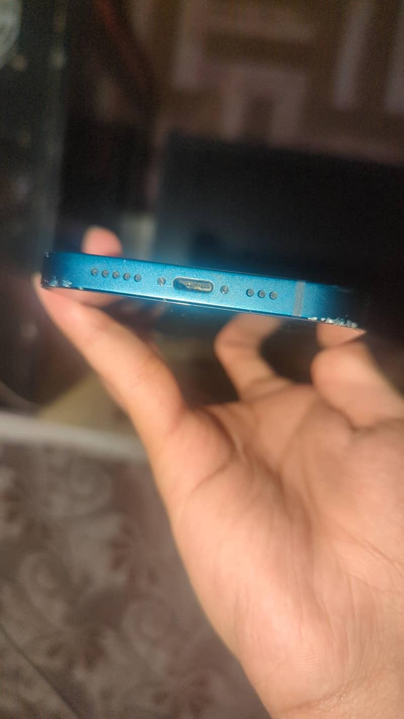 Apple iPhone 13 1