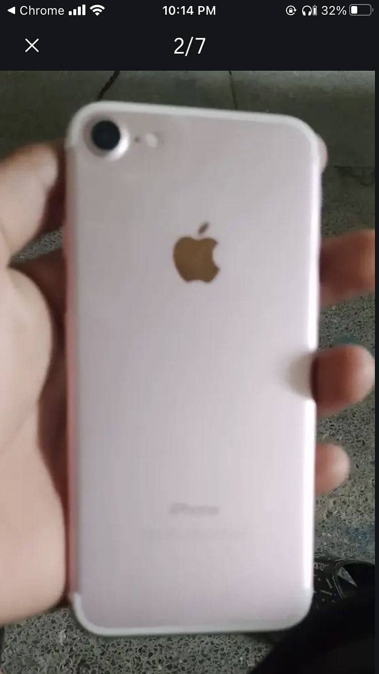 Apple iPhone 7 4