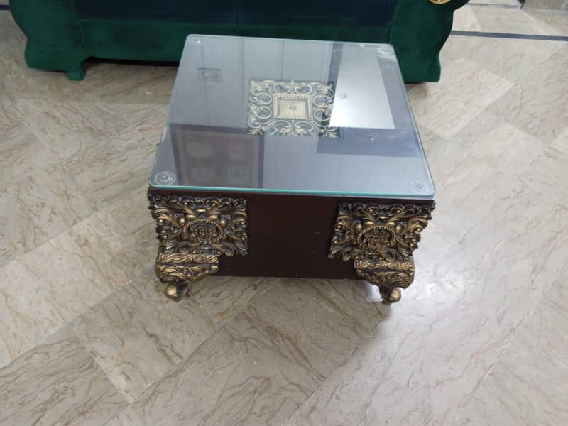 santer table 3 table 0