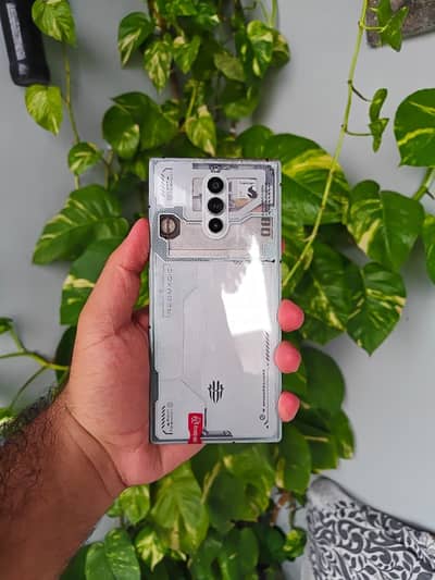 Zte nubia RedMagic 8 Pro plus