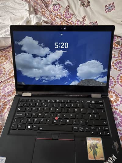 Lenovo yoga X390 core i7 with touch and pen