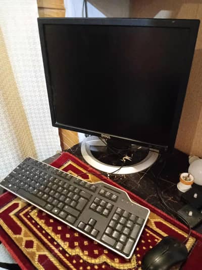 dell core 2 due with 19 inch LCD