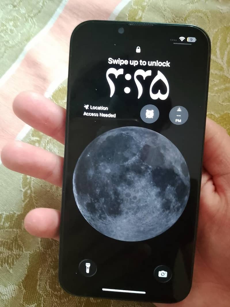 Apple iPhone 13 7