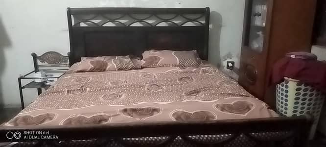 lwodden bed sell argent