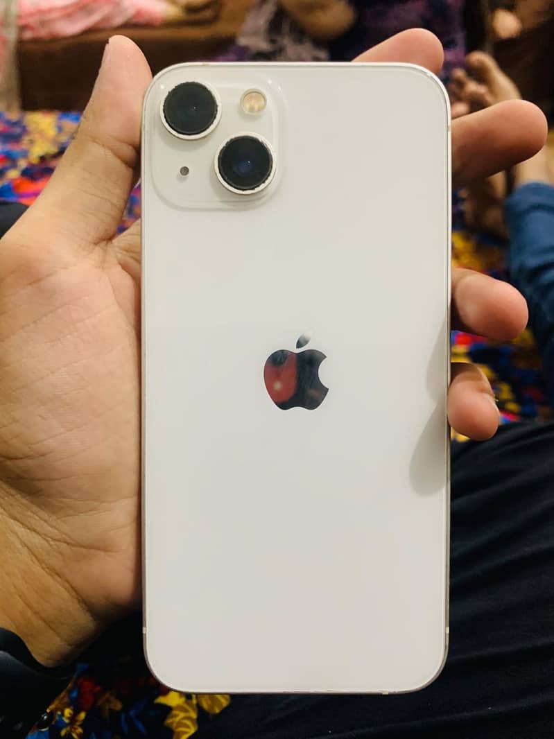 Apple iPhone 13 2