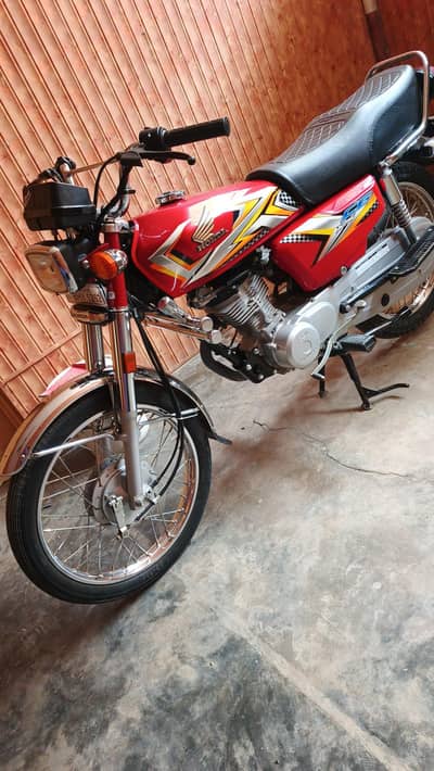 bike bilkul saf hai