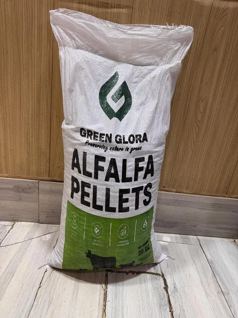 Alfalfa (Lucern) pellets — photo 3