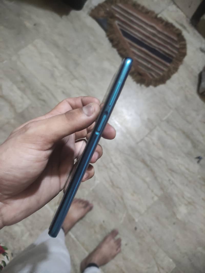 Xiaomi Redmi Note 9 Pro 4
