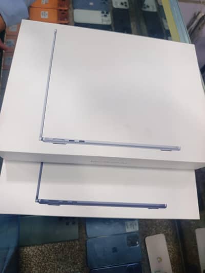 MacBook Air M5 16/512 Box pack LlA model