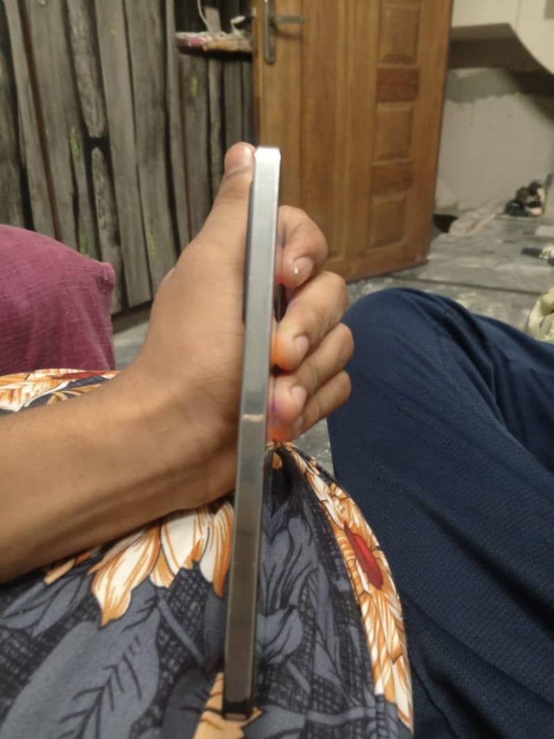 Infinix Note 40 4