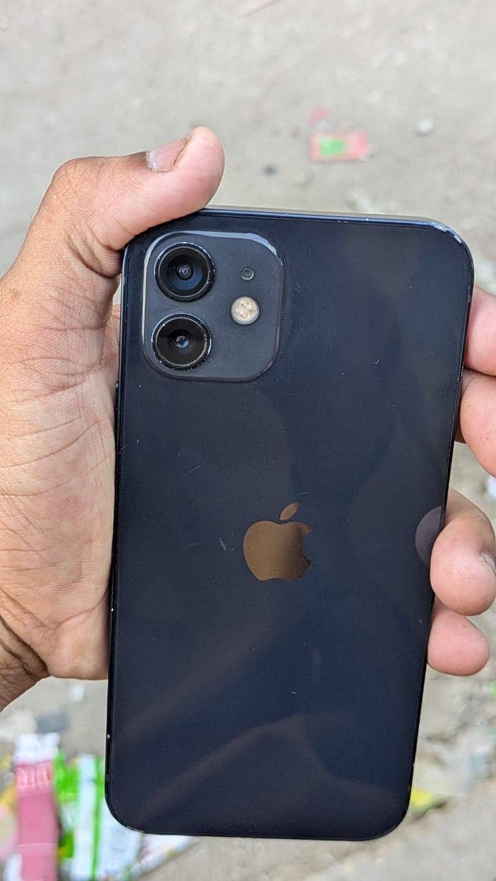 Apple iPhone 12 2