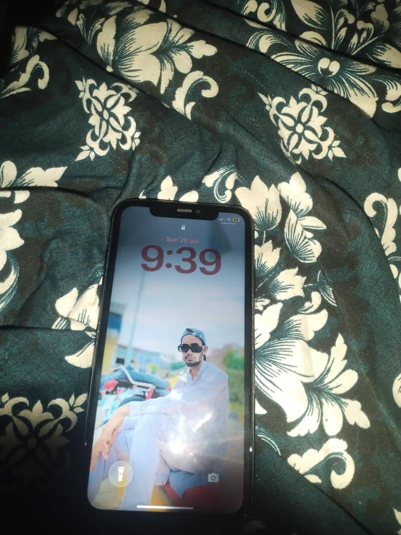 Apple iPhone 11 1