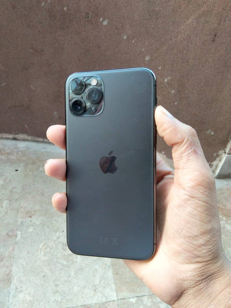 Apple iPhone 11 Pro 0