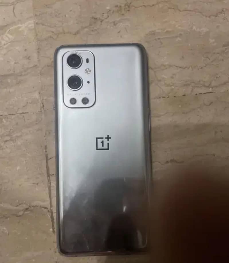 OnePlus 9 pro 0