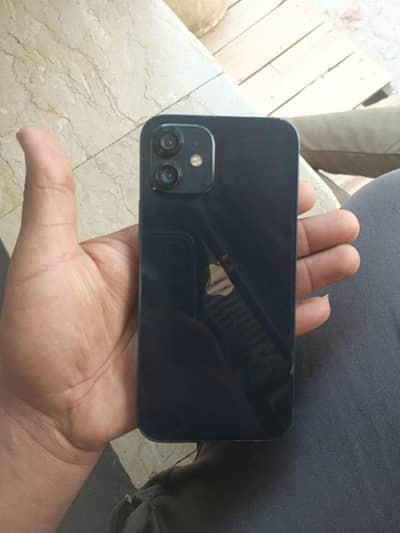 Apple iPhone 12