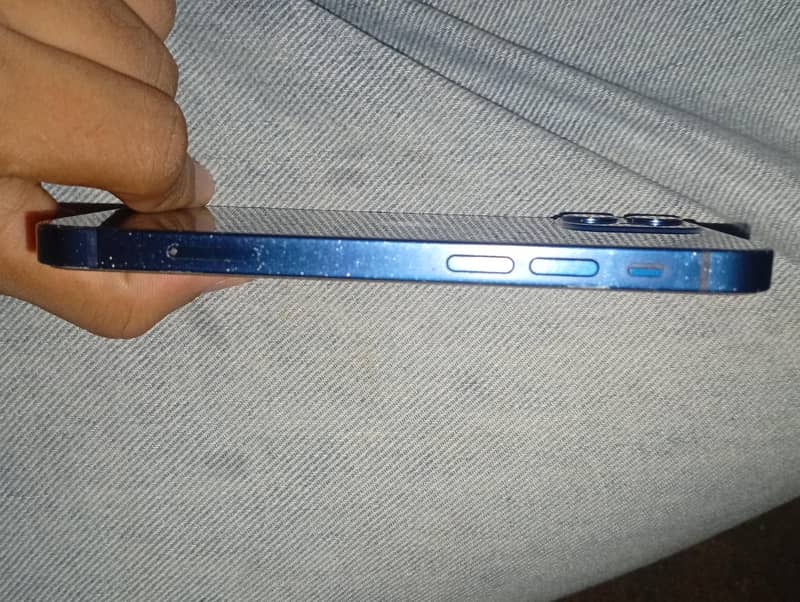 Apple iPhone 12 mini 2