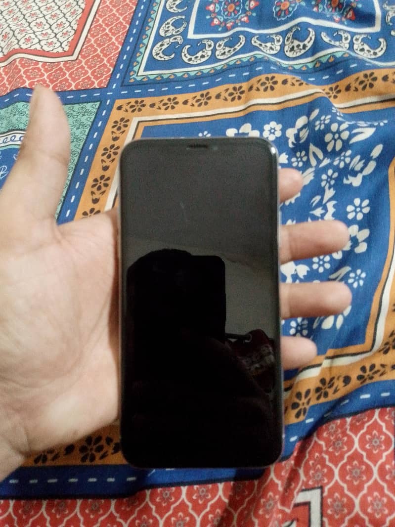 iphone XS 1
