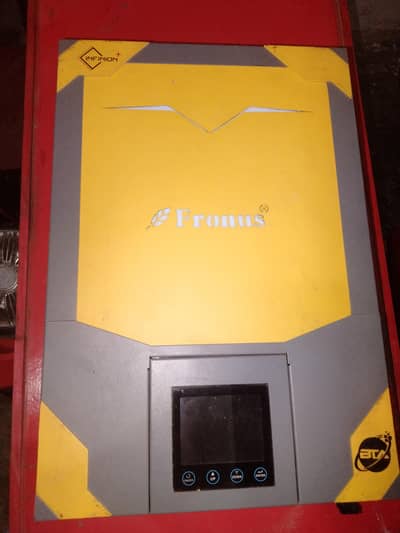 Fronus hybrid Inverter 3.6 kw complete ok