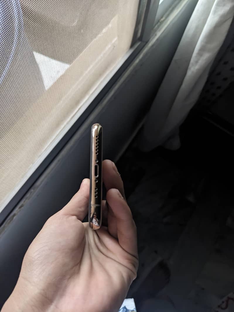 Apple iPhone XS 2