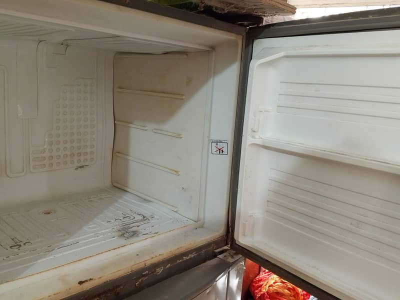 Dawlance Fridge 7