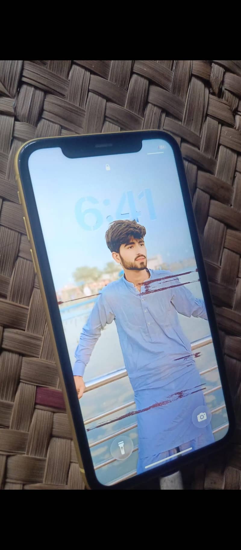 Apple iPhone 11 2