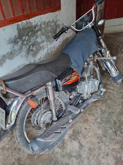 1st owner. single handed used. Will maintained. no work required