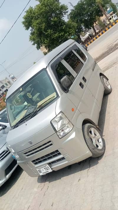 Suzuki Every 2014