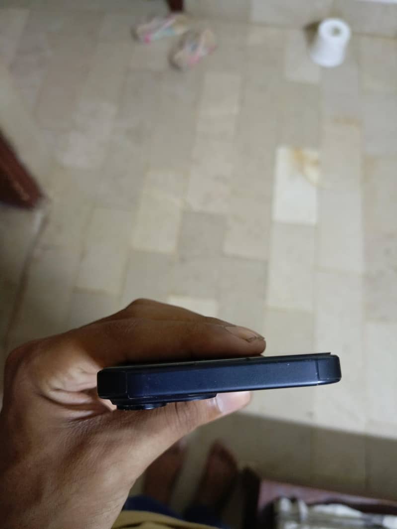 iphone 15 4
