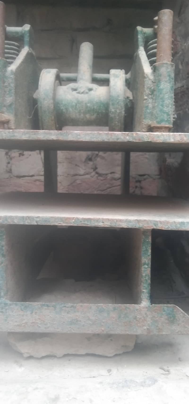 ہوائی چپل بنانے والی مشین 1