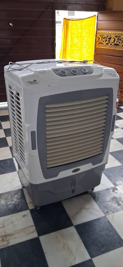 Cooler fan