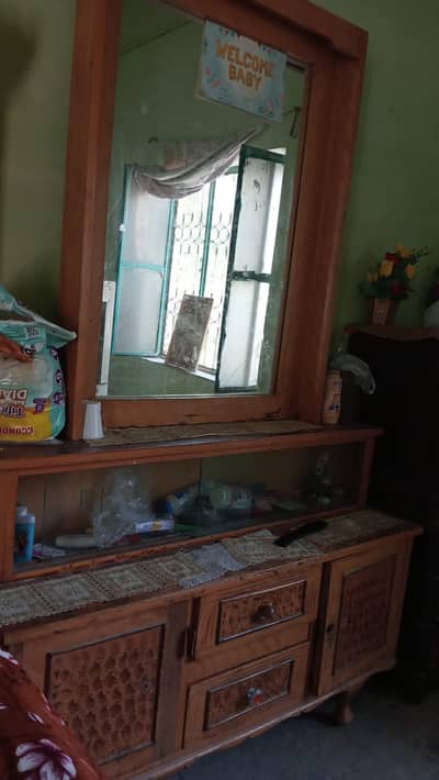dressing table and showcase