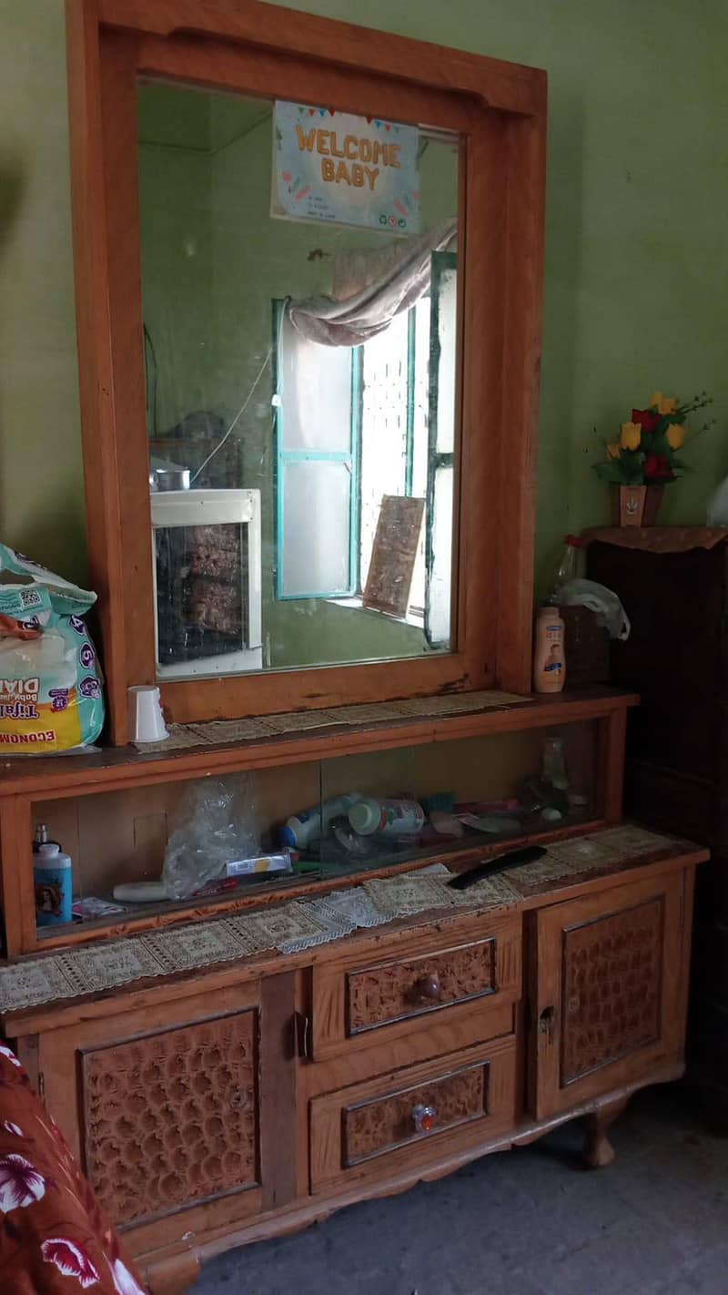dressing table and showcase 1