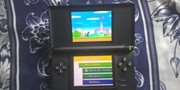 Nintendo DS light
