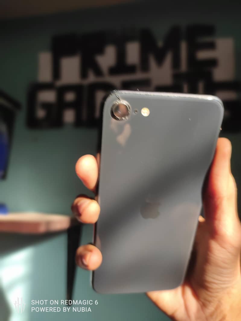 Apple iPhone SE 5