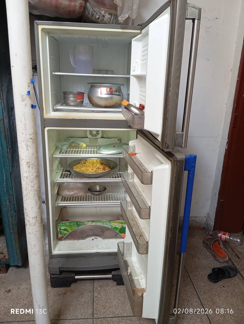 Medium Size Fridge 2
