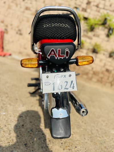 only selling for purchase new on not any issue with this bike