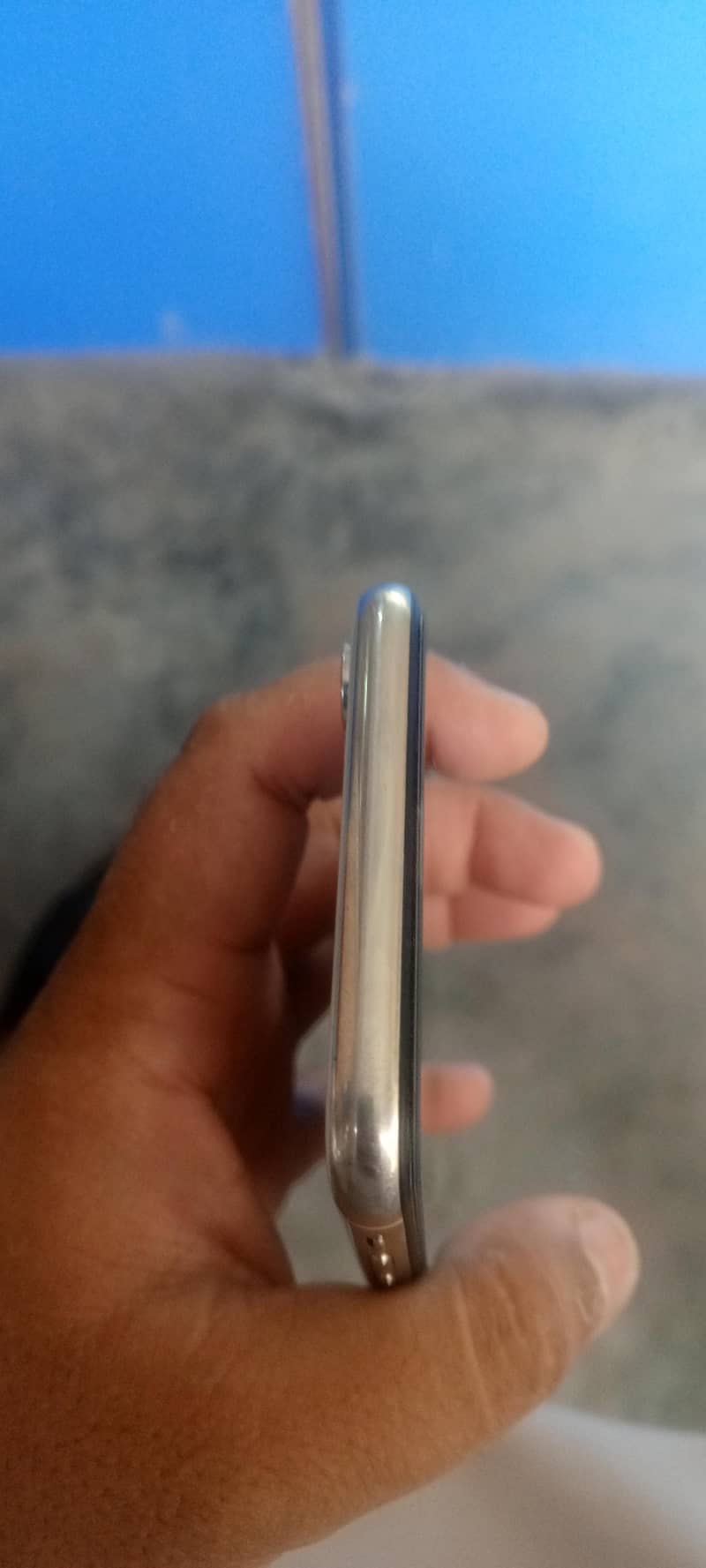 Apple iPhone X 3