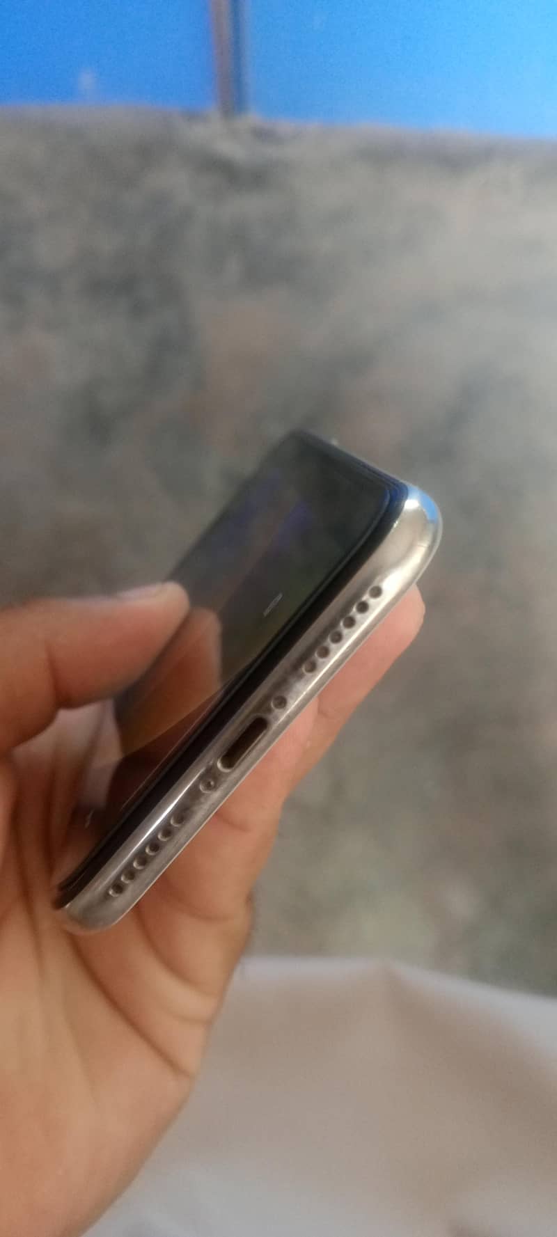 Apple iPhone X 4