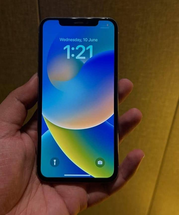 Apple iPhone X 0