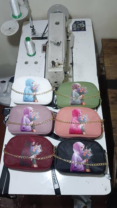 new bag as ak jis bi bhi na lena hn 12 pis sa kam nhi milaga