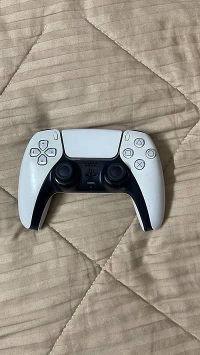 PS5 CONTROLLER